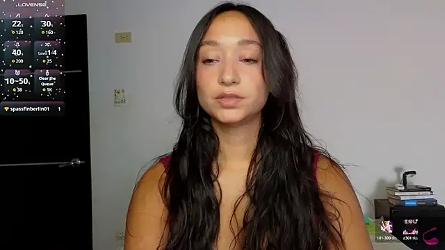 Snapshot of SalomarRivas chatting on 05-03-26, 05:38 SalomarRivas online show from 05-03-26, 05:38