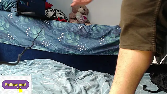 Snapshot of TianaBrow chatting on 04-01-26, 08:28 TianaBrow online show from 04-01-26, 08:28