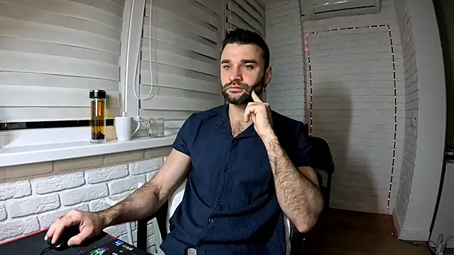 DaddySlava online show from 04-15-26, 06:23