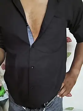 Snapshot of pinkdickmallu chatting on 06-05-26, 02:12 pinkdickmallu online show from 06-05-26, 02:12
