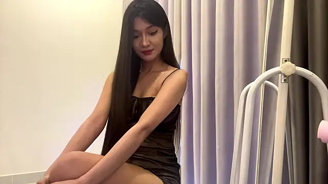 Snapshot of TequilaWatts chatting on 04-06-26, 04:46 TequilaWatts online show from 04-06-26, 04:46