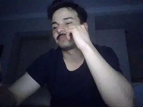 Snapshot of Hayat2Bilet chatting on 04-28-26, 05:28 Hayat2Bilet online show from 04-28-26, 05:28