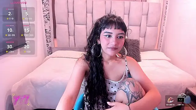 Hanna Clark   online show from 05-30-26, 11:49