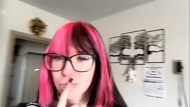 WifeAileen online show from 04-07-26, 06:37