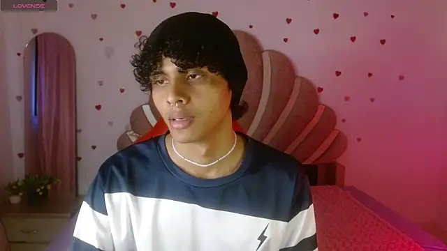 elio fox online show from 04-12-26, 01:58