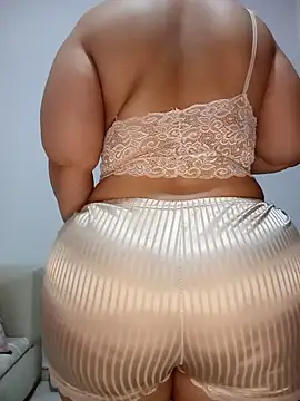 Sexy yassimna online show from 06-21-26, 12:00