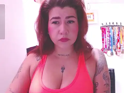 Snapshot of Antonia_Ferri chatting on 04-06-26, 03:35 Antonia Ferri online show from 04-06-26, 03:35