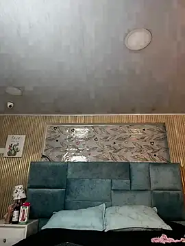 Snapshot of Delphine_doll chatting on 06-28-26, 04:02 Delphine doll online show from 06-28-26, 04:02