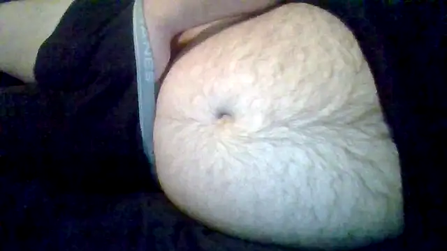 Snapshot of TBFL0204 chatting on 05-18-26, 03:17 TBFL0204 online show from 05-18-26, 03:17