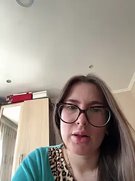 Lindasix online show from 04-23-26, 06:53