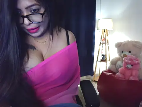 monika sassy online show from 04-16-26, 05:14