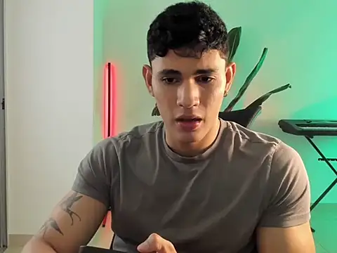 Massimo Rinaldi online show from 04-10-26, 03:35