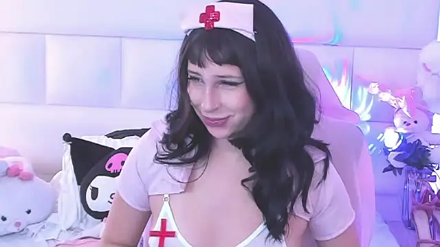 Snapshot of DaliaCastle chatting on 04-13-26, 07:18 DaliaCastle online show from 04-13-26, 07:18
