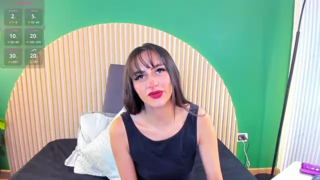 Alicecoule  online show from 06-26-26, 11:38