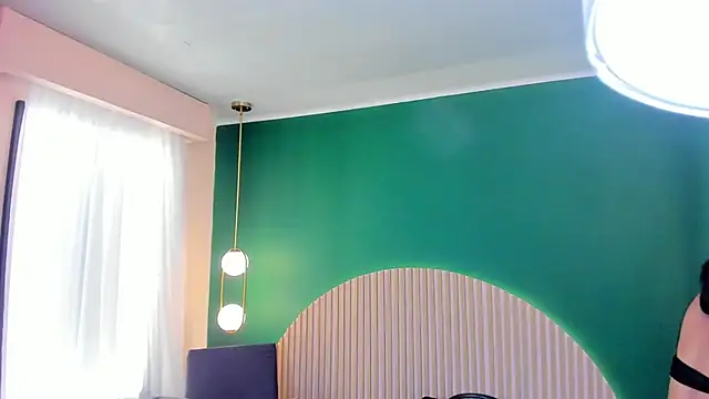 Alicecoule  online show from 05-28-26, 11:49