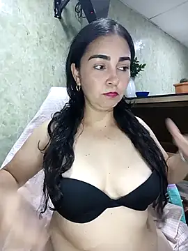 Snapshot of Emily_Divi69 chatting on 04-12-26, 06:55 Emily Divi69 online show from 04-12-26, 06:55
