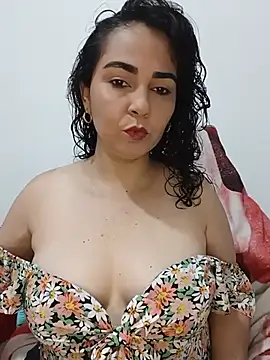 Snapshot of Emily_Divi69 chatting on 06-21-26, 11:32 Emily Divi69 online show from 06-21-26, 11:32