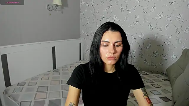 Snapshot of TiaMur_ chatting on 05-28-26, 05:30 TiaMur online show from 05-28-26, 05:30