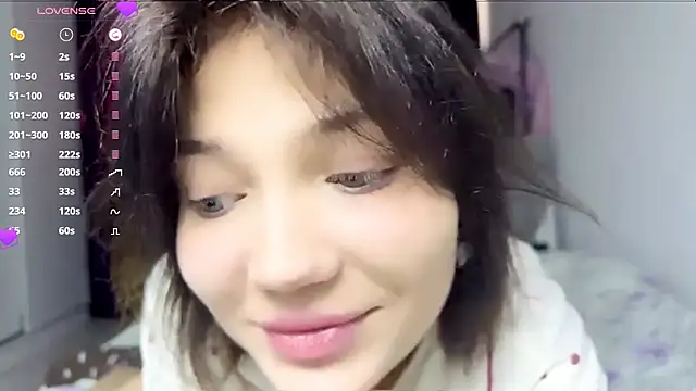 Snapshot of Cute_Capricee chatting on 04-22-26, 09:49 Cute Capricee online show from 04-22-26, 09:49