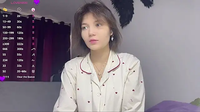 Snapshot of Cute_Capricee chatting on 04-18-26, 10:06 Cute Capricee online show from 04-18-26, 10:06