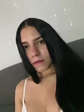 Snapshot of IsabelaRivers chatting on 04-16-26, 03:07 IsabelaRivers online show from 04-16-26, 03:07