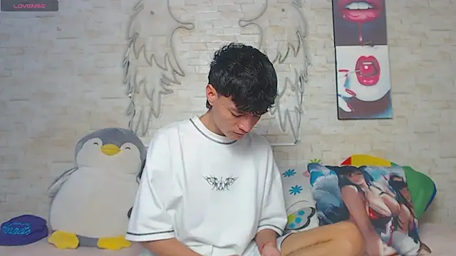 Alex latino  online show from 04-02-26, 09:32