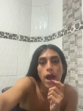 luna duque online show from 05-24-26, 08:53