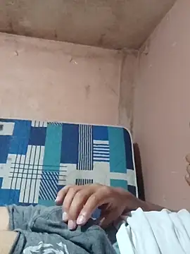 Snapshot of Alcon347 chatting on 04-12-26, 12:47 Alcon347 online show from 04-12-26, 12:47