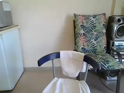 Snapshot of dayanesexxy chatting on 06-21-26, 08:53 dayanesexxy online show from 06-21-26, 08:53