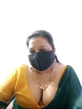 Snapshot of PINKI_024 chatting on 04-15-26, 05:46 PINKI 024 online show from 04-15-26, 05:46