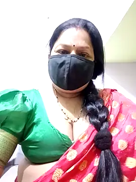 Snapshot of PINKI_024 chatting on 05-05-26, 06:27 PINKI 024 online show from 05-05-26, 06:27