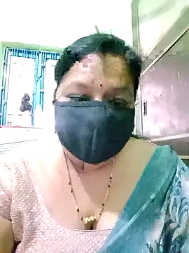 Snapshot of PINKI_024 chatting on 04-26-26, 05:05 PINKI 024 online show from 04-26-26, 05:05