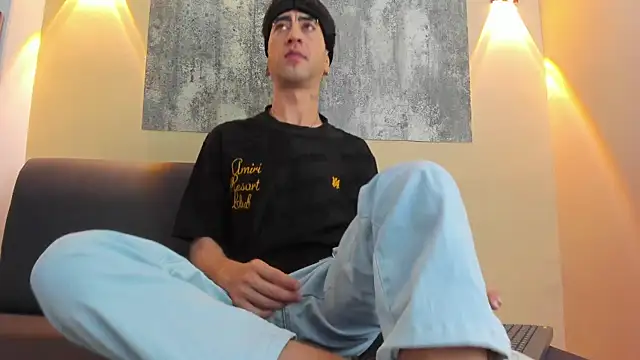 Snapshot of PODEROSO_SAMAEL chatting on 04-08-26, 03:41 PODEROSO SAMAEL online show from 04-08-26, 03:41