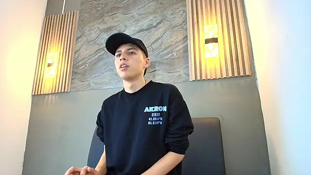 KENNY HANK online show from 04-08-26, 05:20