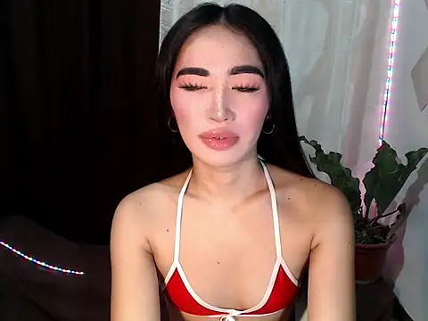 Snapshot of urasiankylie chatting on 07-04-26, 05:28 urasiankylie online show from 07-04-26, 05:28