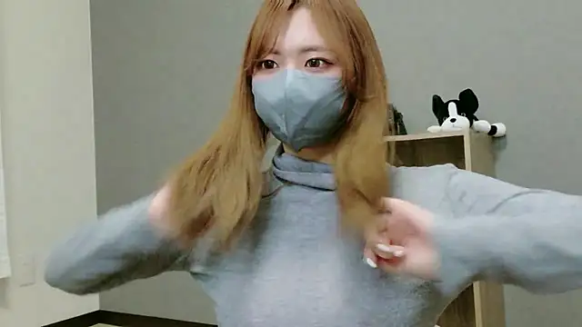 Snapshot of YUA_0425 chatting on 05-03-26, 09:36 YUA 0425 online show from 05-03-26, 09:36