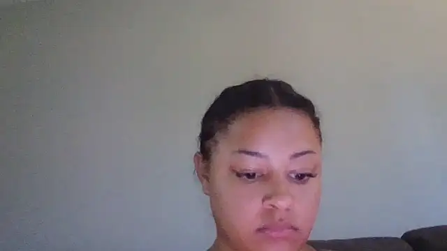 Snapshot of madzbailey chatting on 07-07-26, 08:01 madzbailey online show from 07-07-26, 08:01
