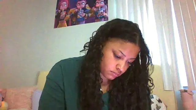 Snapshot of madzbailey chatting on 07-12-26, 11:27 madzbailey online show from 07-12-26, 11:27