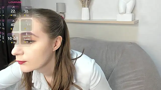 Snapshot of Amy-Desiree chatting on 04-25-26, 01:08 Amy-Desiree online show from 04-25-26, 01:08