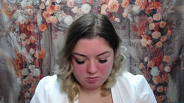 Snapshot of AdelinaMaster chatting on 04-16-26, 05:25 AdelinaMaster online show from 04-16-26, 05:25