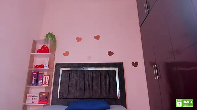 Snapshot of Blair_Curvy chatting on 07-07-26, 12:42 Blair Curvy online show from 07-07-26, 12:42