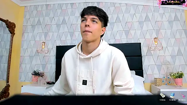 DamiaanXx online show from 04-11-26, 12:53