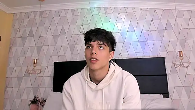 DamiaanXx online show from 04-10-26, 12:56