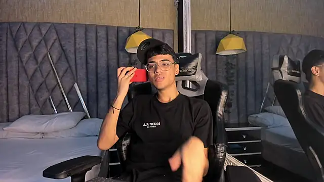 DannTaylor online show from 06-09-26, 12:39