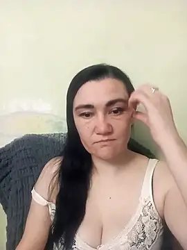 Snapshot of AlissaSecret chatting on 04-06-26, 05:41 AlissaSecret online show from 04-06-26, 05:41