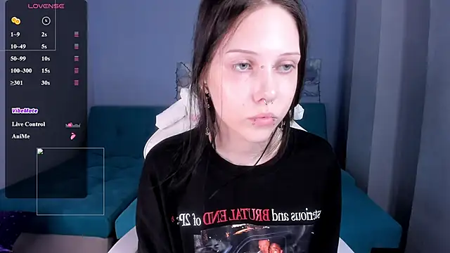 Snapshot of SugarBunny18 chatting on 06-12-26, 03:15 SugarBunny18 online show from 06-12-26, 03:15