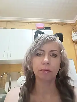 Snapshot of TaynaSecret chatting on 05-28-26, 08:37 TaynaSecret online show from 05-28-26, 08:37
