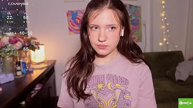 Snapshot of bikinibottom001 chatting on 04-05-26, 03:57 bikinibottom001 online show from 04-05-26, 03:57