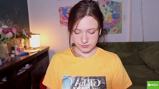 Snapshot of bikinibottom001 chatting on 04-09-26, 02:24 bikinibottom001 online show from 04-09-26, 02:24