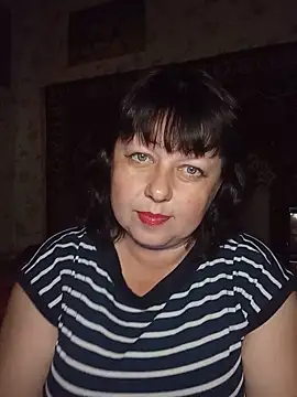 Snapshot of AuroKaria chatting on 05-14-26, 02:25 AuroKaria online show from 05-14-26, 02:25